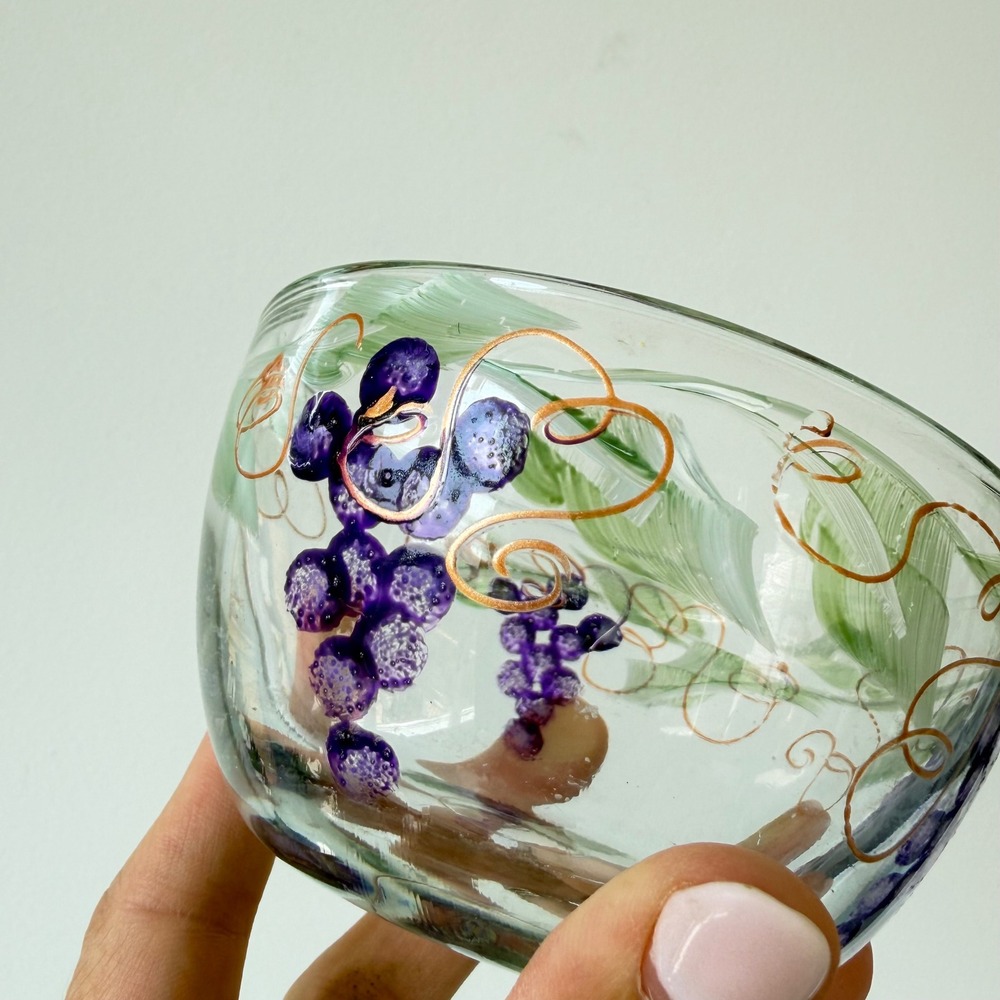 Vintage Hand Painted Glass Bowl Purple Grape Clusters Gold Vine Motif 4.5 Inch